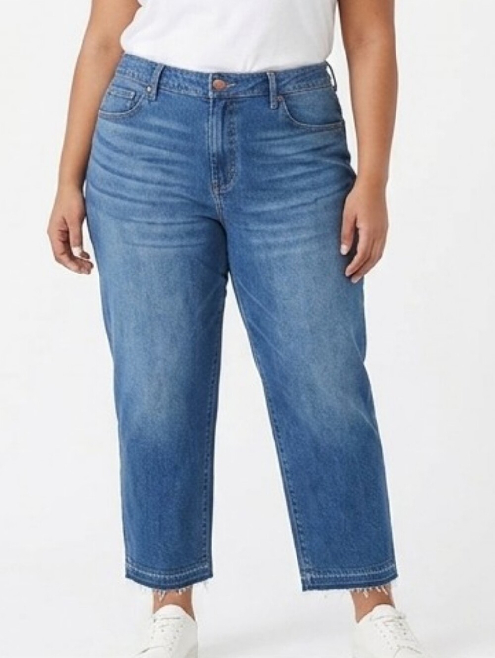 Universal Thread Blue High-Rise Cropped Straight Jeans